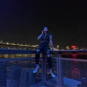 Meet your Posher, Lucy